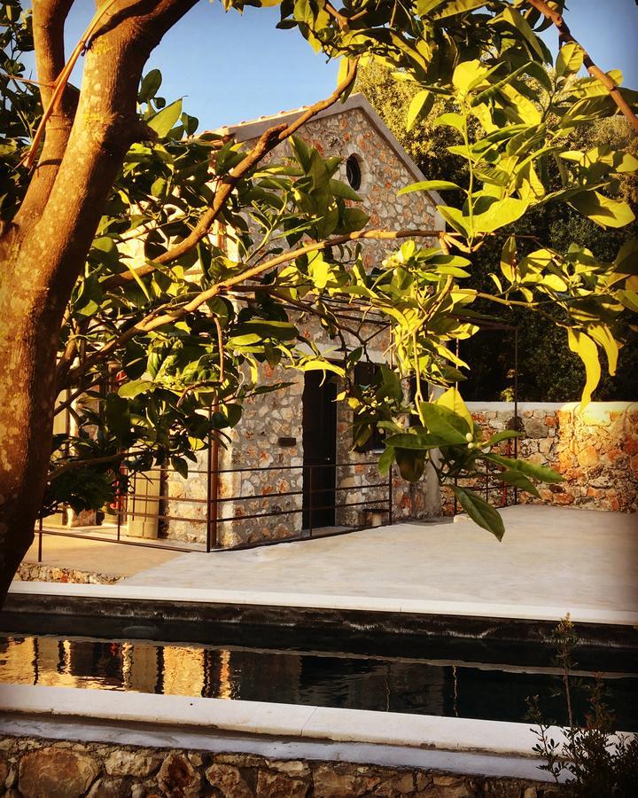 North Point Bed & Breakfast Antipata (Erisos)